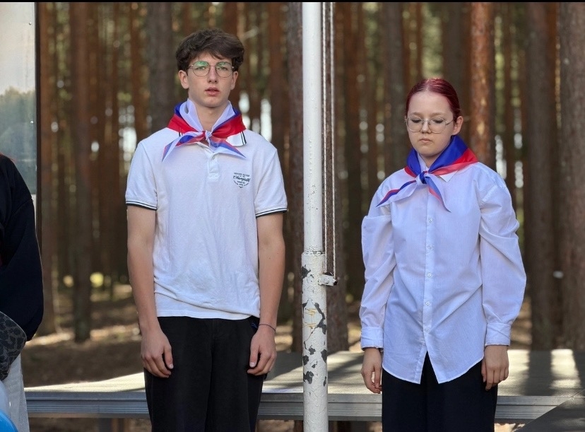 «Сегодня в ДООЦ "Лесная сказка" торжественно и ярко! Участники смены "Код безопасности"…